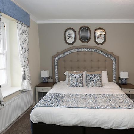 The Castle Of Brecon Hotel, Brecon, Powys Bagian luar foto