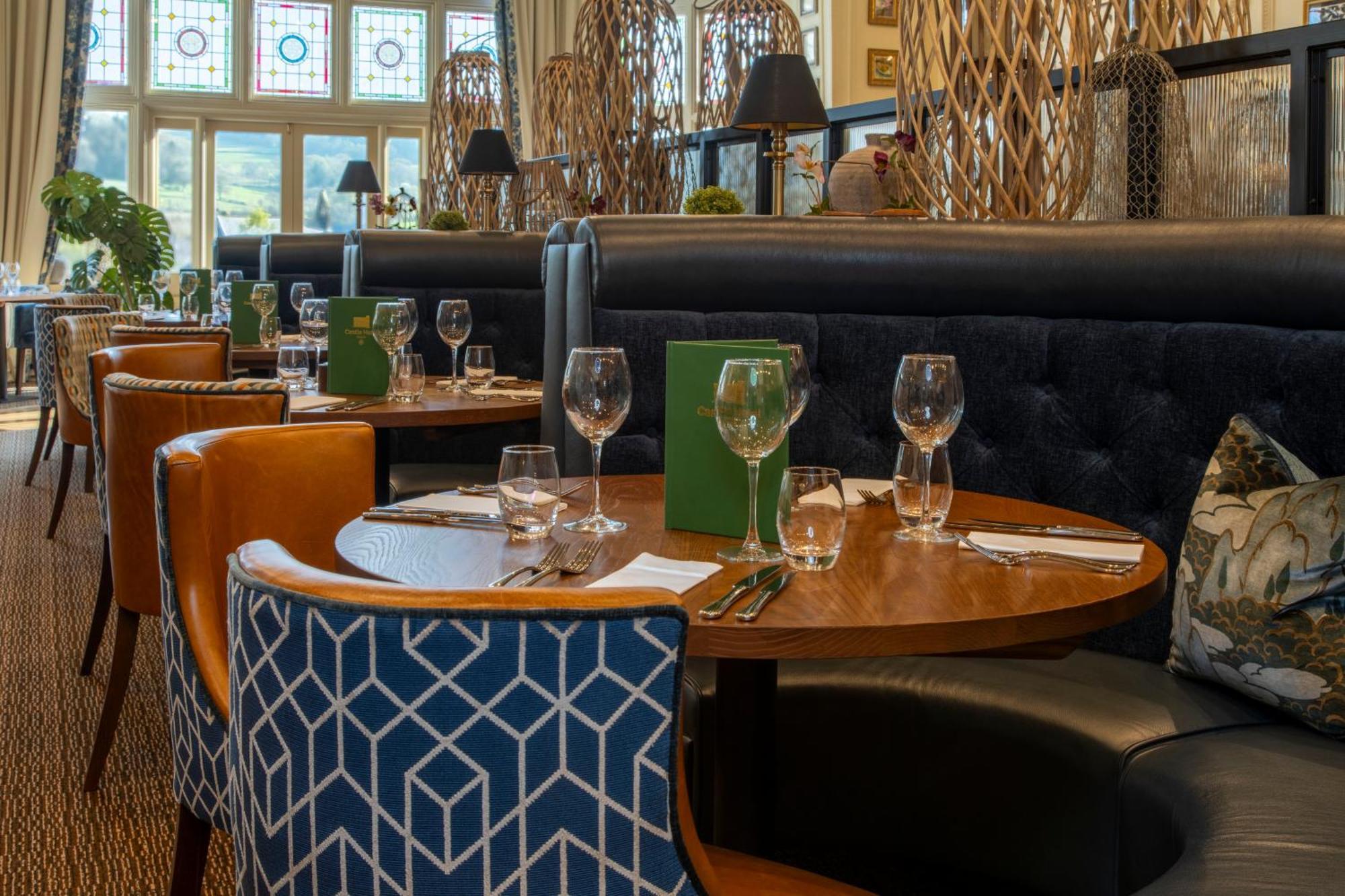 The Castle Of Brecon Hotel, Brecon, Powys Bagian luar foto