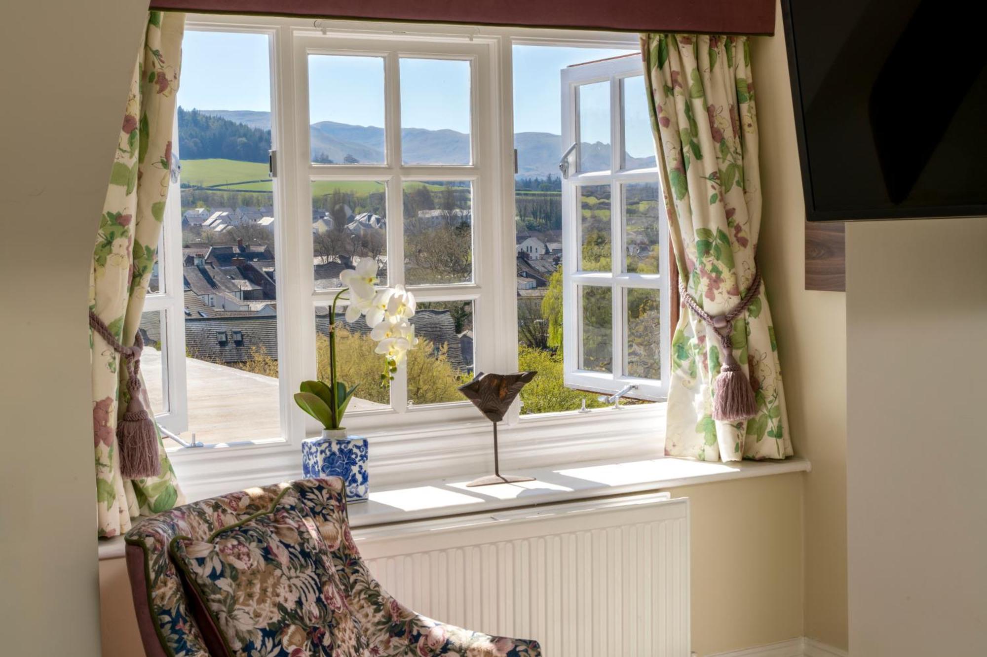 The Castle Of Brecon Hotel, Brecon, Powys Bagian luar foto